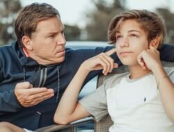 7 Ciri Orang yang Besar di Keluarga dengan Ortu Kurang Matang Emosional