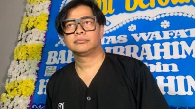 Najwa Shihab Tersentuh di Sisi Jenazah Suami, Armand Maulana: Terlihat capek dan lelah