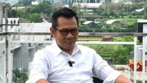 Sosok and Profil Nurochman Wali Kota Batu 2025,Dulu Tukang Sapu,Budidaya Jamur,Lulus S1 di Usia 49