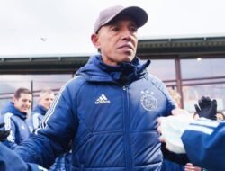 RESMI: Simon Tahamata Menjadi Kepala Pengembangan Bakat Sepak Bola Nasional, Inilah Tanggung Jawabnya