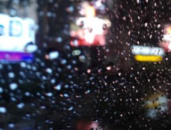 Cuaca Surabaya: Pagi dan Sore Ini, Kawasan Tertentu Akan Diguyur Hujan Gerimis