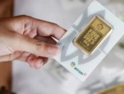Harga Emas Indonesia Jatuh Lagi: UBS Turun Hingga Rp32.000 per Gram Pada 8 Juni 2025
